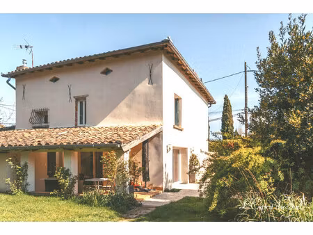 maison de charme restaurée à rabastens  beau jardin et garage