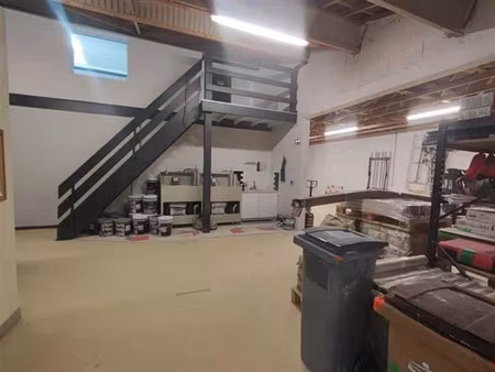 location local d'activités cisse 389 m²