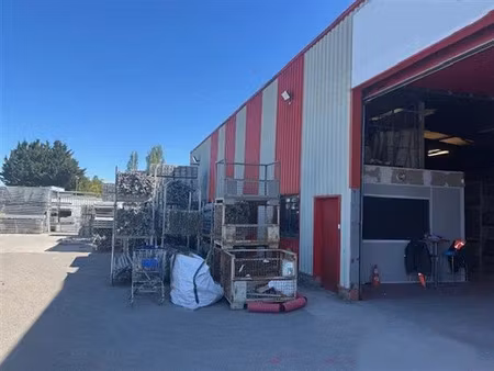 vente/location local d'activités varennes jarcy 649 m²