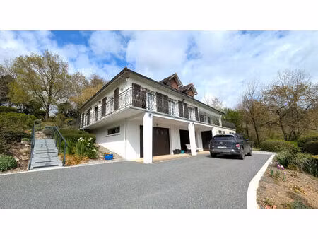 maison 5 pièces 155 m² à vendre / acheter charroux 86250 ? | era immobilier