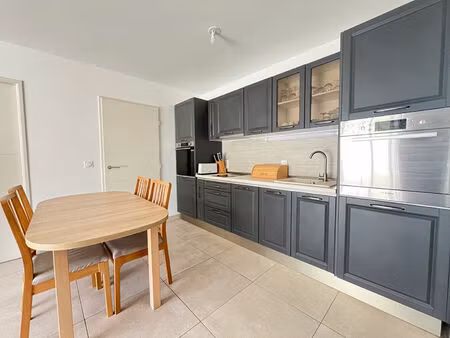 appartement 4 pièces 82 m² à vendre / acheter saint-laurent-du-var 06700 ? | era immobilie