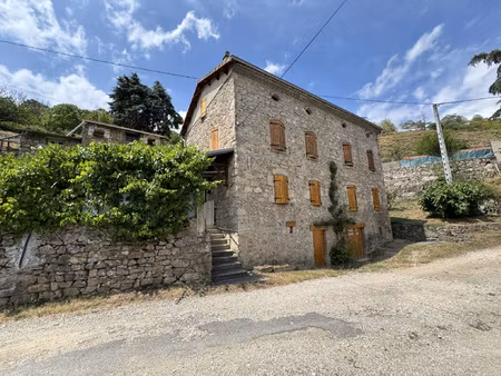 charme de la pierre maison 6 pièces 142 m2 à annonay