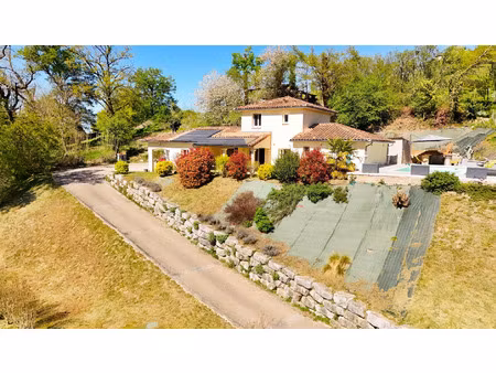 vente maison 5 pièces 135 m² aubin (12110)