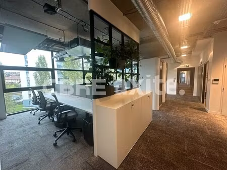 achat local professionnel 335m² annecy 74000