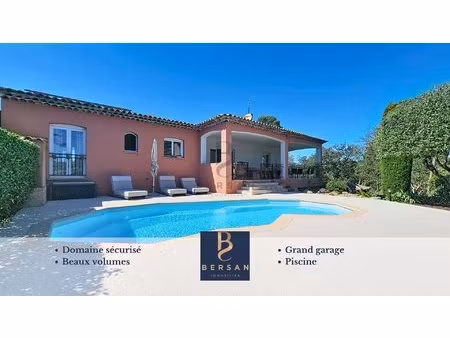 villa frejus domaine securisé  piscine vue foret