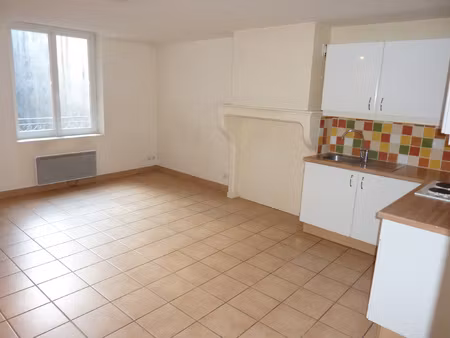 location appartement 3 pièces 52m² villefranche sur saone 69400
