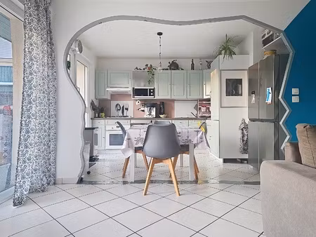 appartement 3 pièces - 65 m²