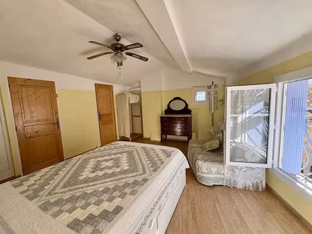 vente maison 4 pièces 100 m² à cotignac (83570)  210 000 €