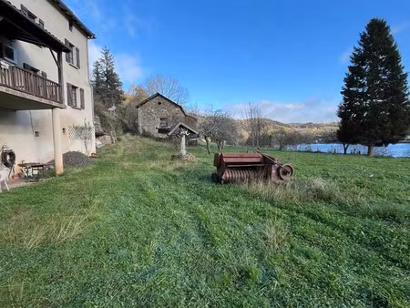vente maison 7 pièces 235 m² à livinhac-le-haut (12300)  200 000 €
