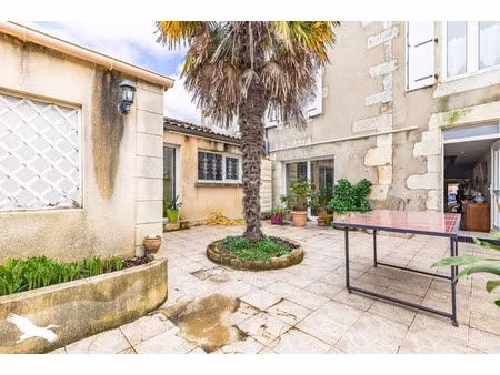 vente maison 8 pièces 167 m² à pont-l'abbe-d'arnoult (17250)  174 371 €