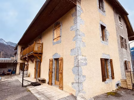 maison 5 pièces - 163 m²