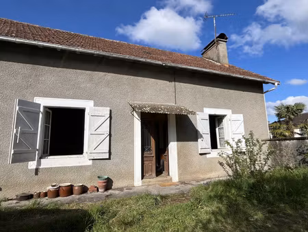 béarnaise ancienne 150 m2 + dépendances