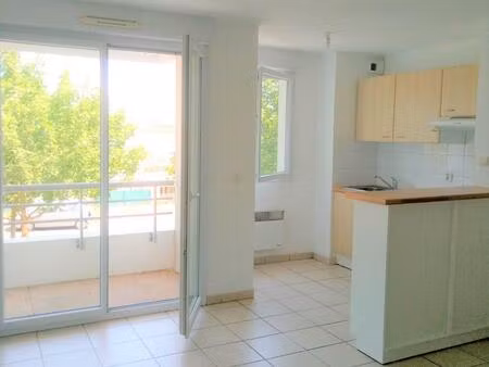 location appartement 2 pièces 40m² poitiers 86000