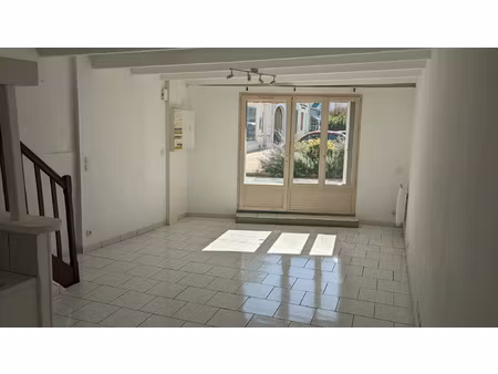 location maison 2 pièces 56m² beauvoir sur niort 79360