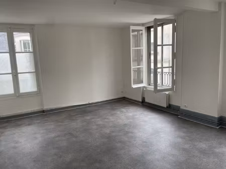 location appartement 4 pièces 83m² chatellerault 86100