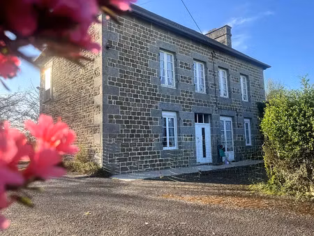 vente maison 8 pièces 145 m² à brécey (50370)  212 000 €