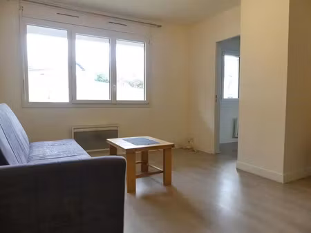 location appartement 1 pièce 27 m² à annecy (74960)