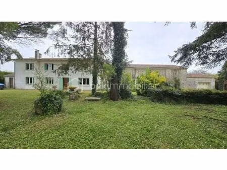 maison de 133 m² à saint-andre-de-lidon