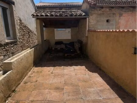 maison de village rénovée avec terrasse et 2 garages – cœur de chabeuil