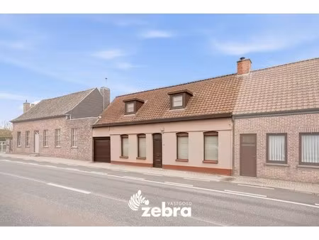 woning met 3 slaapkamers en gezellige tuin te tielt!