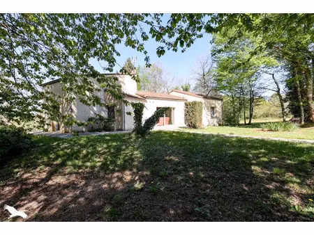 vente maison 6 pièces 120 m² à touvérac (16360)  228 975 €