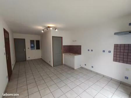 tenay centre t1 33 m²