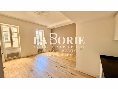 location appartement 1 pièce 32m² avignon 84000