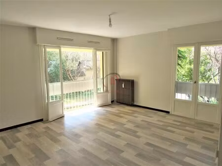 location appartement 3 pièces 71m² toulon 83200