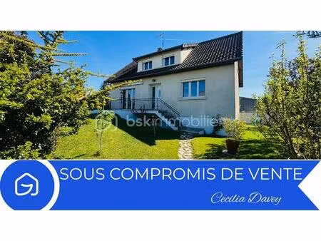 maison de village de 138 m² à maillot