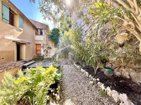 prestigieuse maison en vente saint-saturnin-lès-apt  provence-alpes-côte d'azur