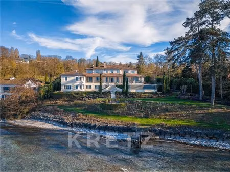 chens-sur-léman: majestueuse demeure d'exception pieds-dans-l 'e