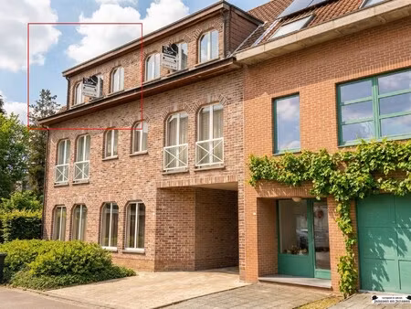 appartement te koop in brasschaat met 1 slaapkamer