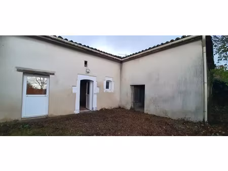 vente maison 5 pièces 89 m² montguyon (17270)