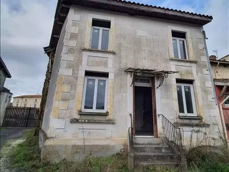 vente maison 2 pièces 120 m² montguyon (17270)