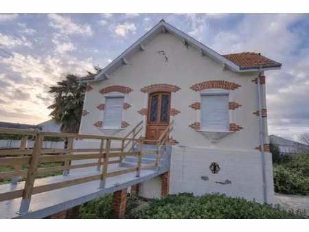 vente maison 4 pièces 100 m² le château-d’oléron (17480)
