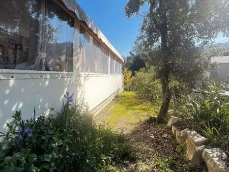 terrain de loisir avec mobile-home