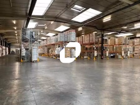 location local d'activités 5 262 m²