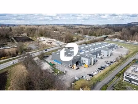 location local d'activités 415 m² à 1 109 m²