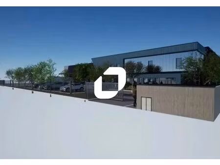 location local d'activités 3 643 m²