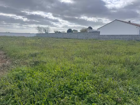vente terrain  550.00m²  angles