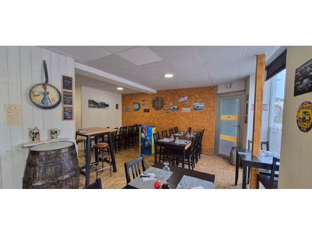 fonds de commerce à vendre aigueperse 70m2 42 000€