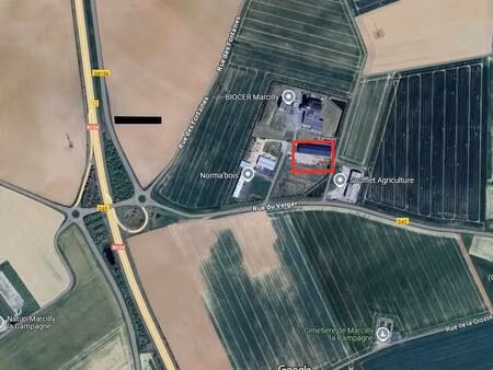 location entrepôt 2 400 m²