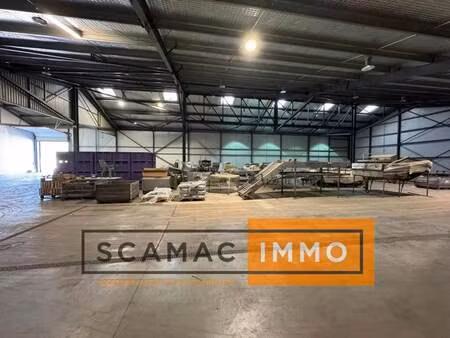 location entrepôt 300 m²