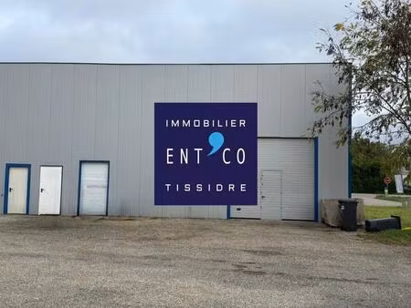 location entrepôt 90 m²