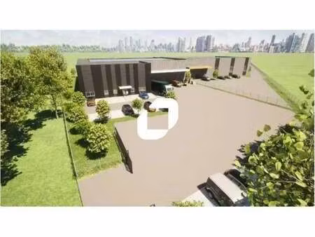 location local d'activités 1 920 m²