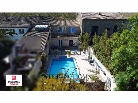 maison de village traversante avec jardin  piscine et garage - 3 chambres -117 m2 barbaira