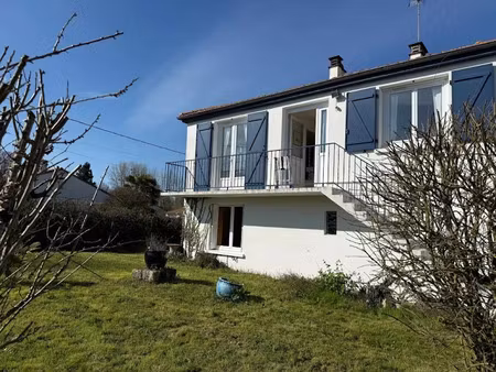 vente maison 5 pièces 110 m² à magne (79460)  262 500 €