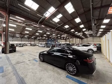 location entrepôt 650 m²