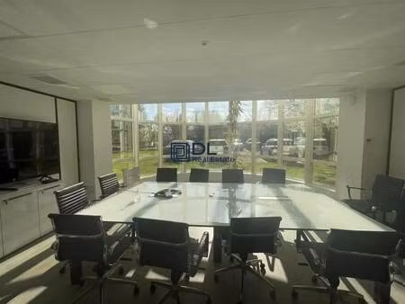 location entrepôt garges les gonesse 95140 1700m²