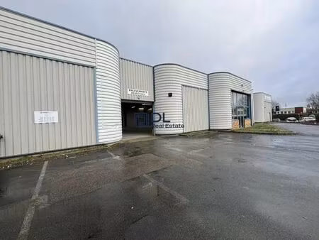 location entrepôt saint pierre du perray 91280 1772m²